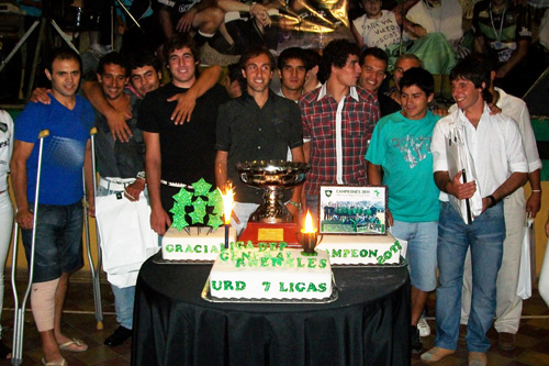 social-bicampeon-fiesta