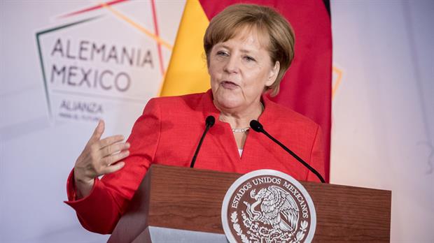 Angela Merkel, de nuevo contra Trump: "La construcción de muros no va a ayudar"