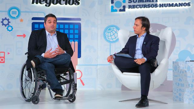 Jorge Triaca junto a José del Rio