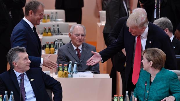 Donald Tusk, Donald Trump, Macri y Angela Merkel en la exposición sobre empleo en la cumbre del G-20